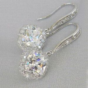    Elegant 925 Silver Drop Earrings for Women White Sapphire Jewelry A Pair/set