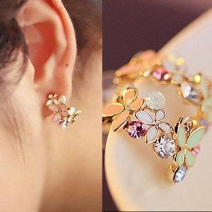    New Fashion 1 Pair Women Lady Elegant Crystal Rhinestone Ear Stud Earrings